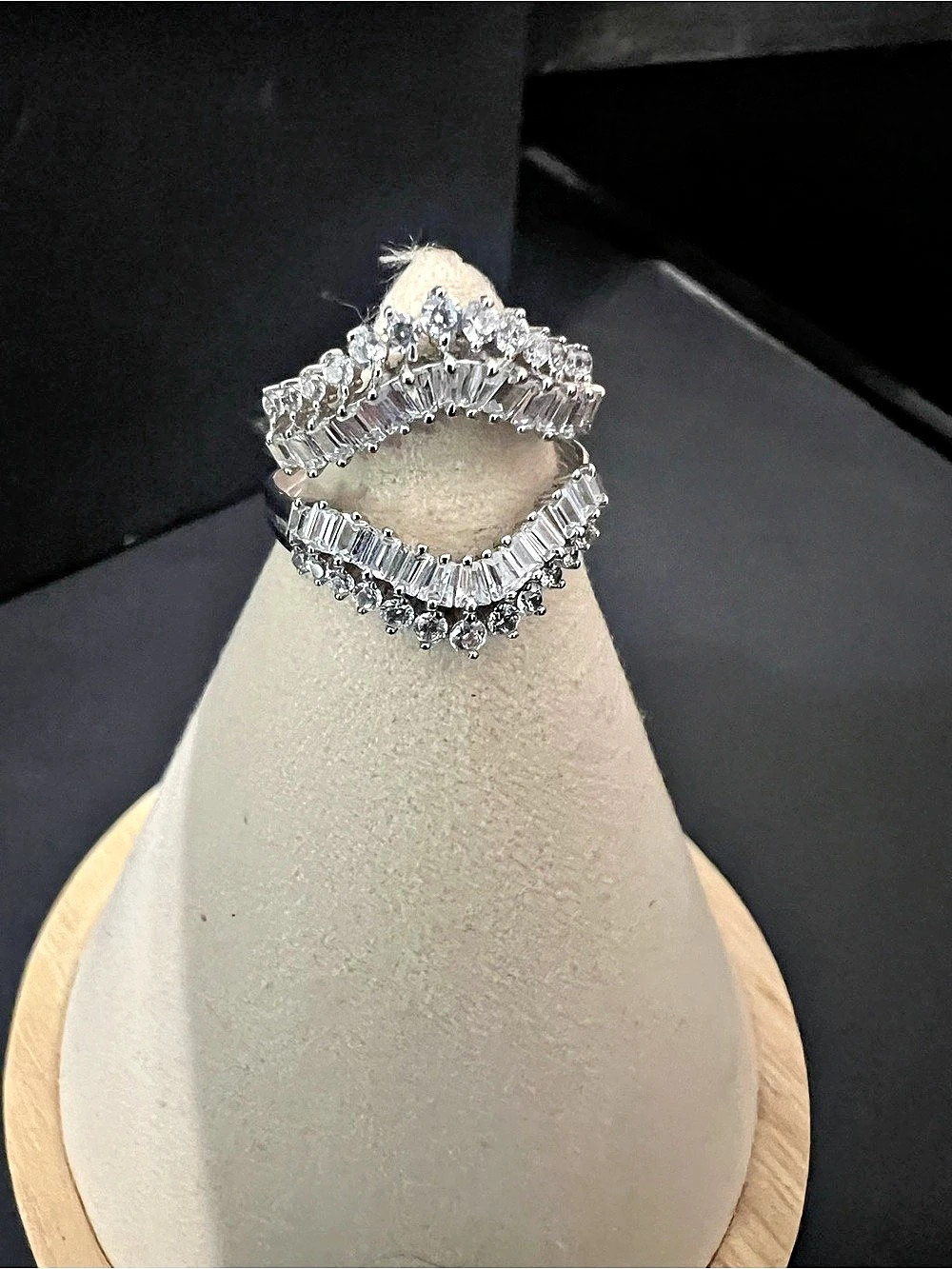 Silver-Tone Statement Ring Like New